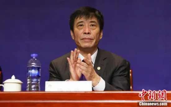 国模一区二区
