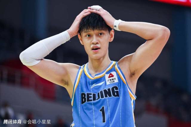 被绑在刑具上疯狂高潮